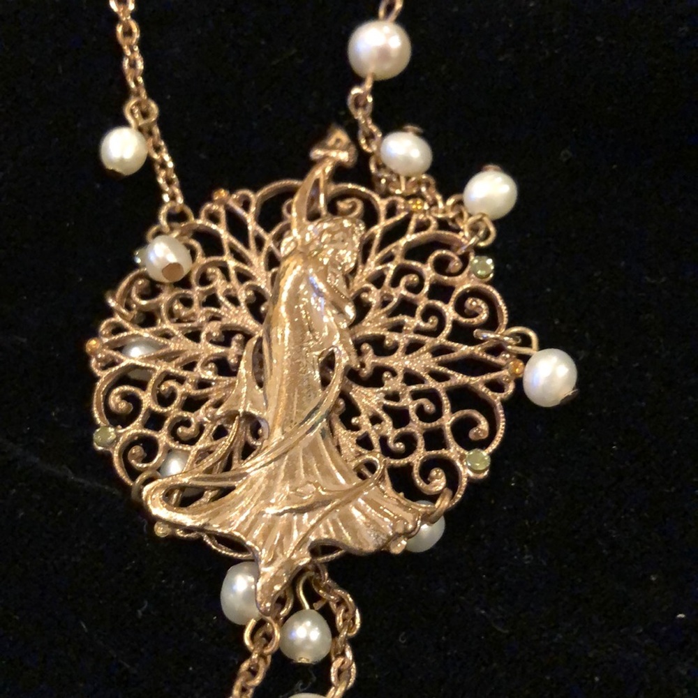 Gold tone and Pearl French art nouveau necklace